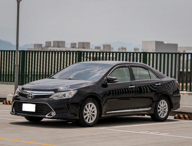 TOYOTA豐田 CAMRY  第1張相片