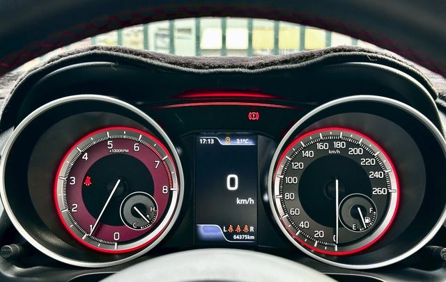 SUZUKI鈴木 SWIFT  第6張相片