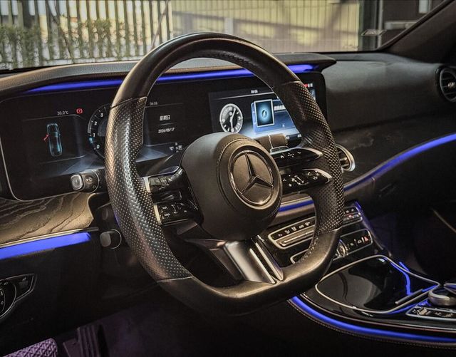 M-BENZ賓士 E300  第7張相片