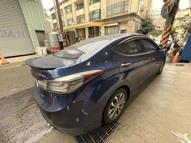 HYUNDAI現代 ELANTRA  第4張相片