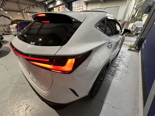 LEXUS凌志 NX350H  第4張相片