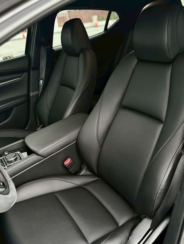 MAZDA馬自達 MAZDA 3  第5張相片