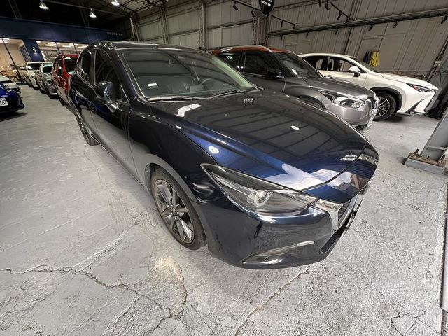 MAZDA馬自達 MAZDA 3  第2張相片