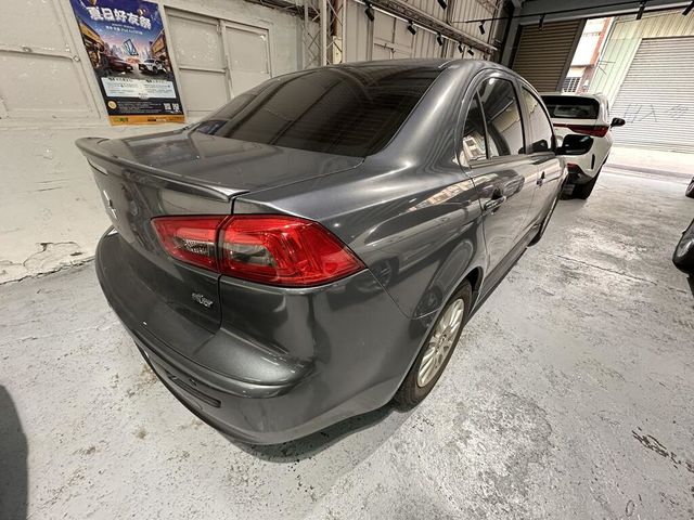 MITSUBISHI三菱 LANCER IO  第4張相片