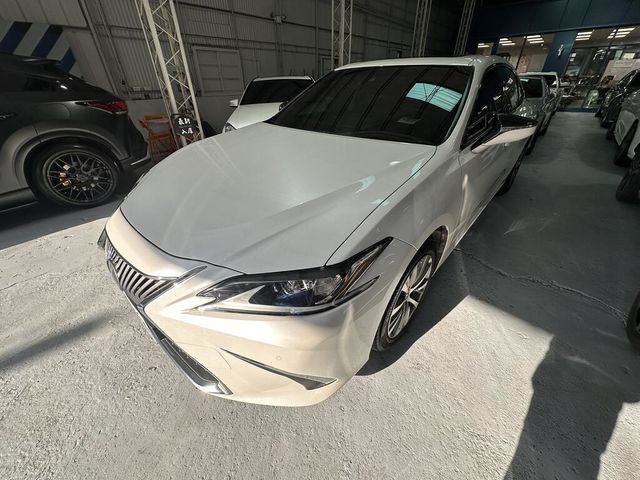 LEXUS凌志 ES200  第1張相片