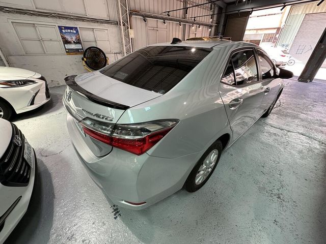 TOYOTA豐田 ALTIS  第4張相片