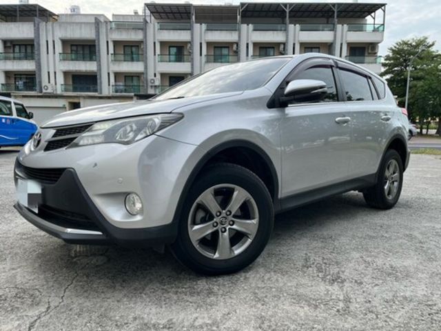 TOYOTA豐田 RAV4  第1張相片