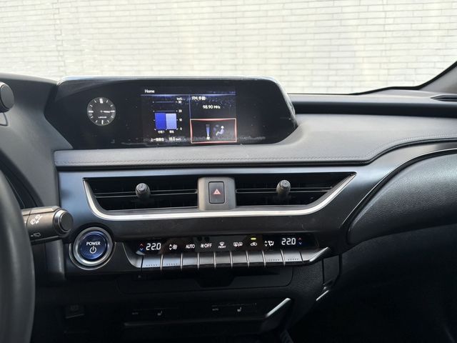 LEXUS凌志 UX250H  第7張相片