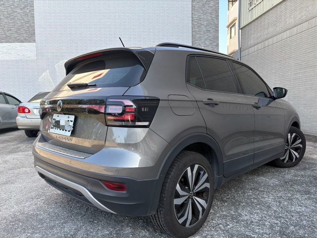 VOLKSWAGEN福斯 T-CROSS  第2張相片