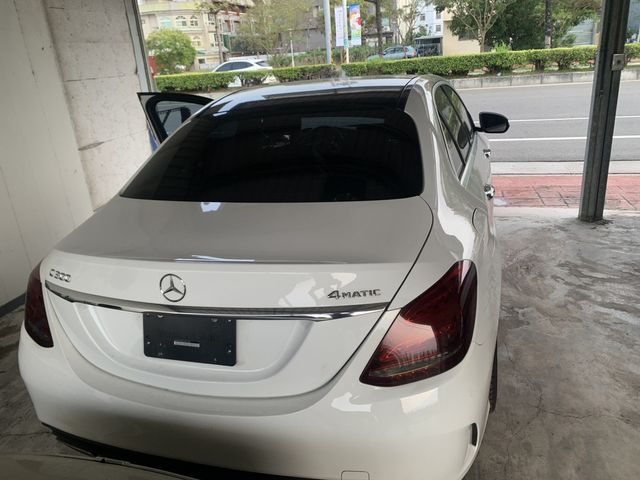 M-BENZ賓士 C300  第2張相片