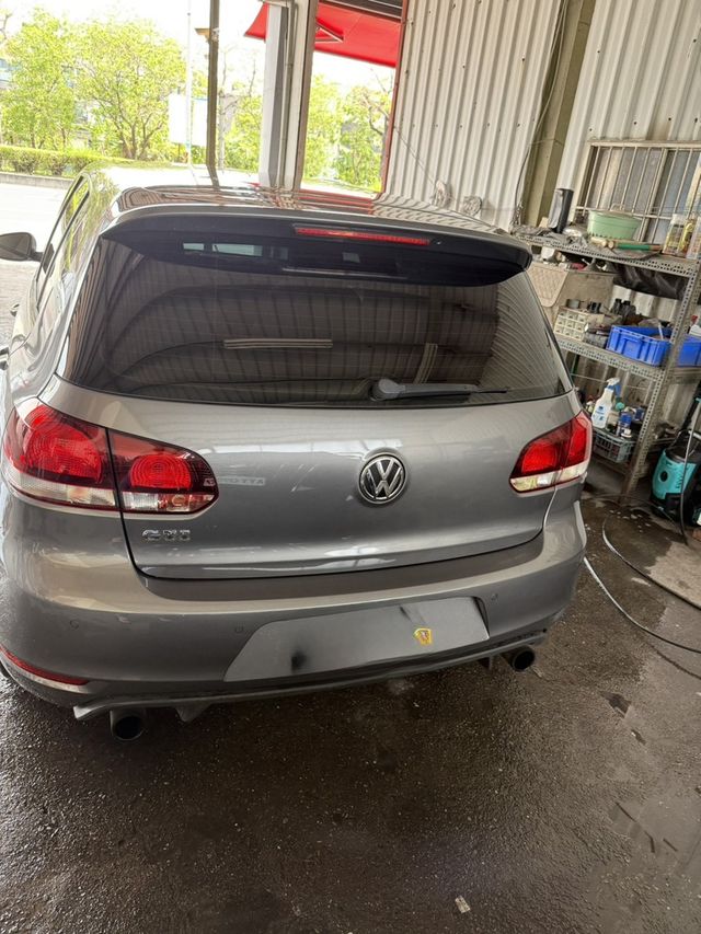 VOLKSWAGEN福斯 GOLF GTI  第2張相片