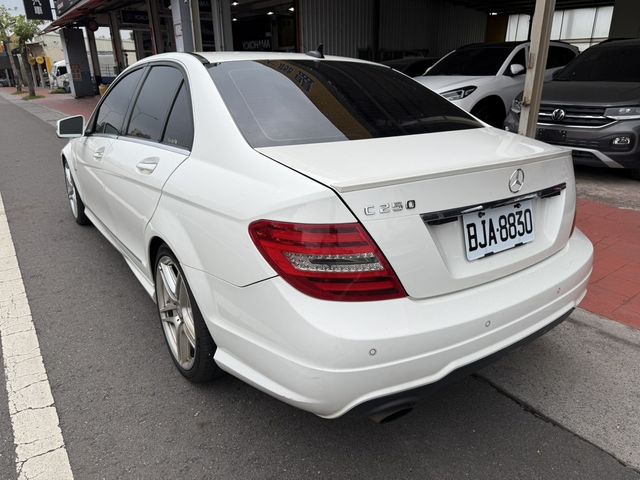 M-BENZ賓士 C250  第2張相片