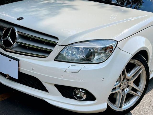 Mercedes-Benz/賓士 C300  第8張相片