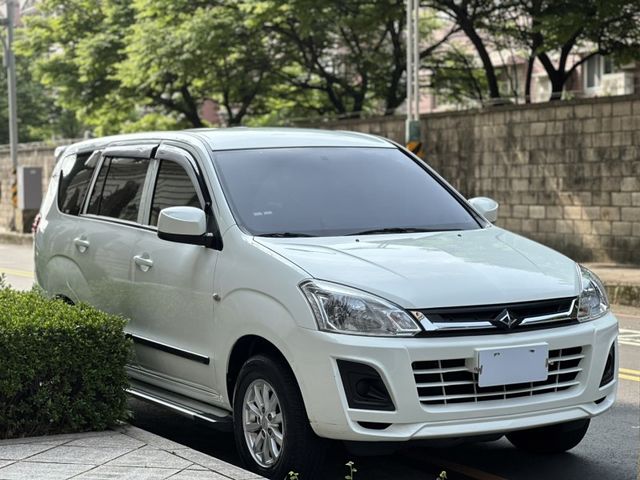 Mitsubishi Zinger  第4張相片