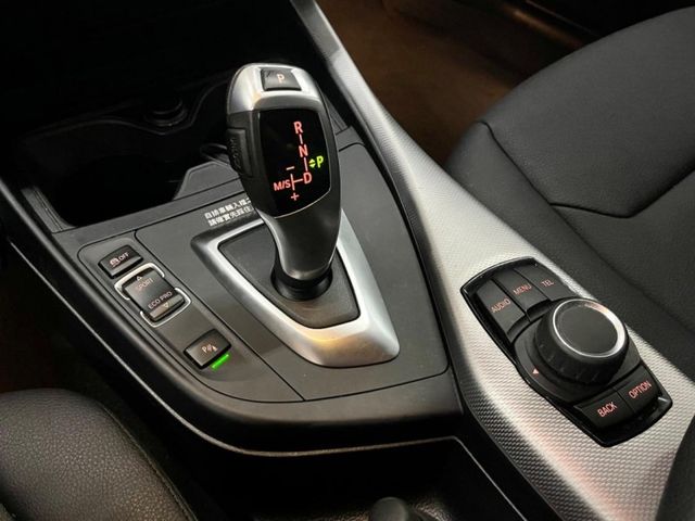BMW/ 寶馬 118i 運動版  第1張相片