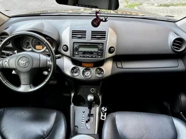 Toyota RAV4  第11張相片