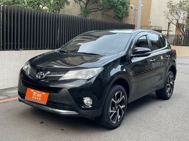 Toyota RAV4  第4張相片
