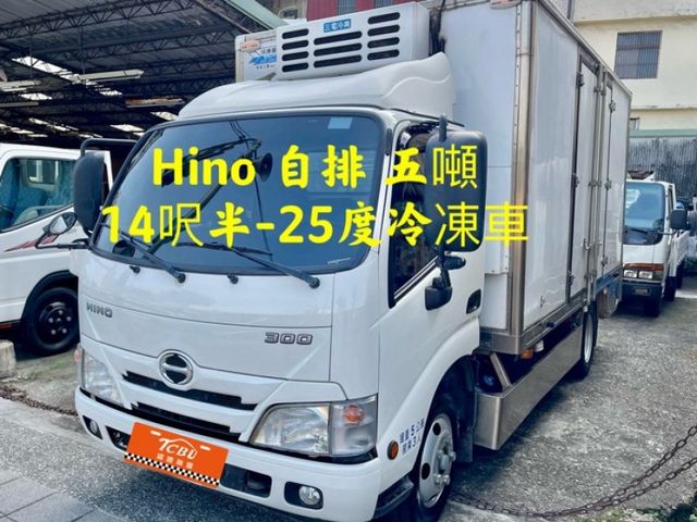 Hino 300  第4張相片