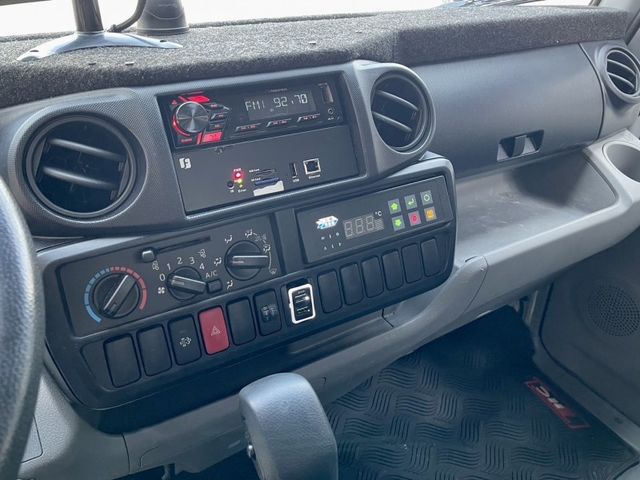 Hino 300  第11張相片