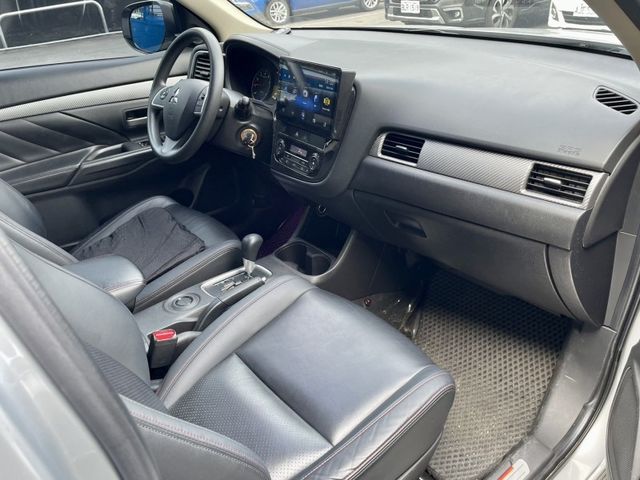 Mitsubishi Outlander  第7張相片