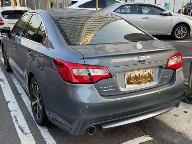 Subaru Legacy  第6張相片