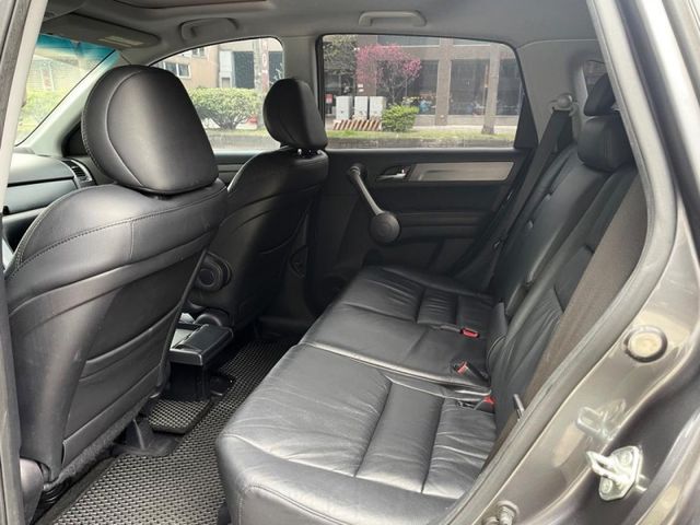 Honda CR-V  第12張相片