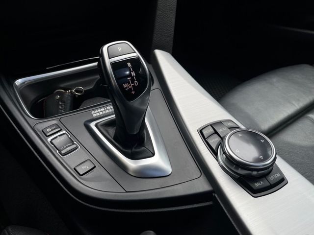 BMW/ 寶馬 328i GT  第15張相片
