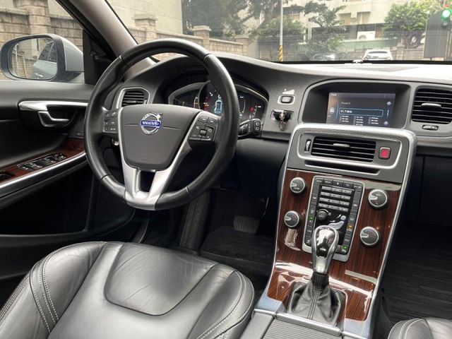 Volvo V60  第7張相片