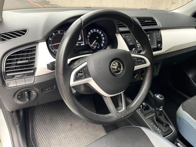 Skoda Fabia Combi  第9張相片