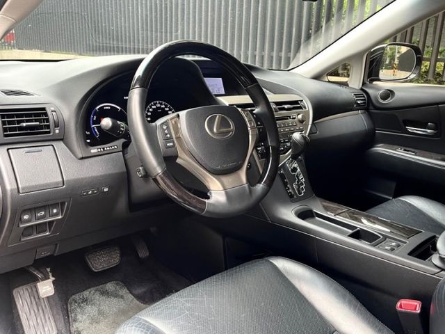 Lexus RX  第9張相片