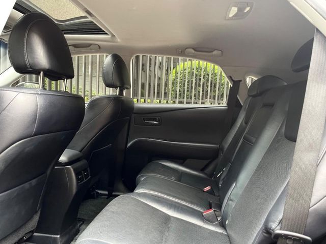 Lexus RX  第10張相片