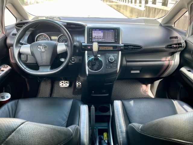 Toyota Wish  第8張相片