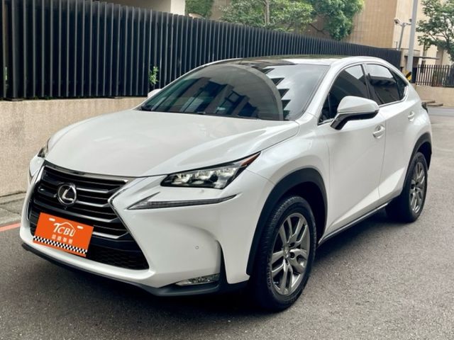Lexus NX  第4張相片