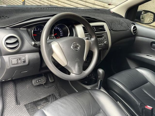 Nissan Livina  第1張相片