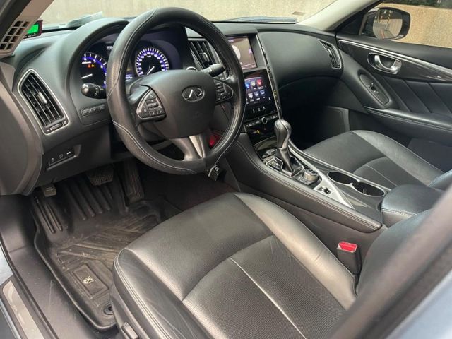 Infiniti Q50  第7張相片