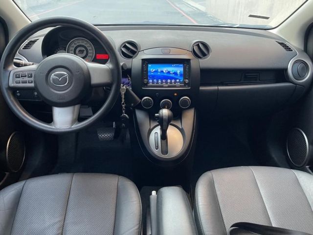 Mazda Mazda2  第6張相片