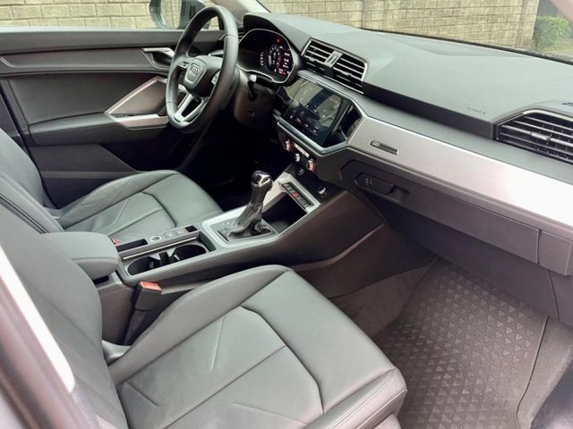 Audi Q3  第1張相片