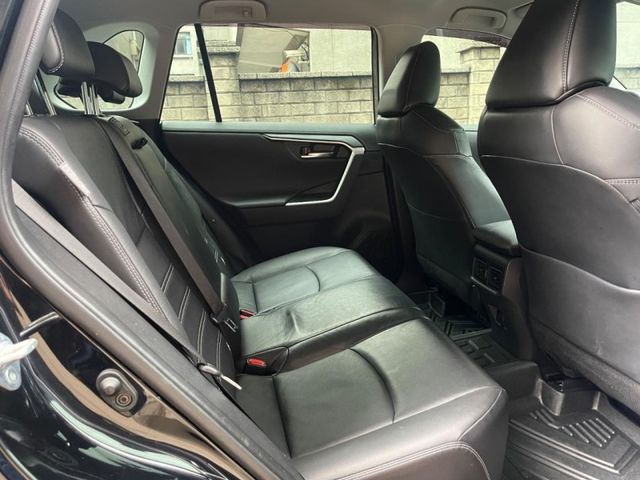 Toyota RAV4  第2張相片
