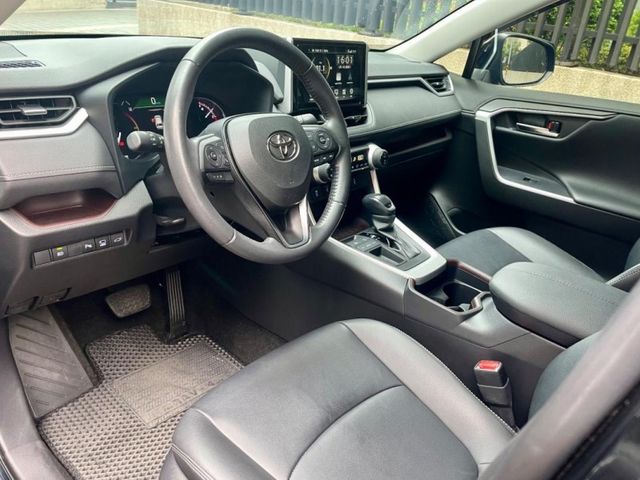Toyota RAV4  第8張相片