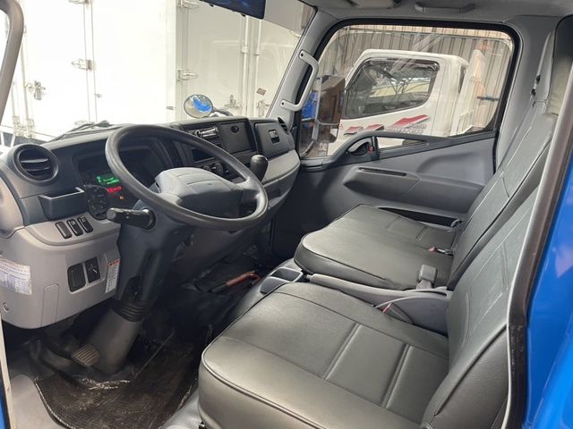 Mitsubishi Canter  第1張相片