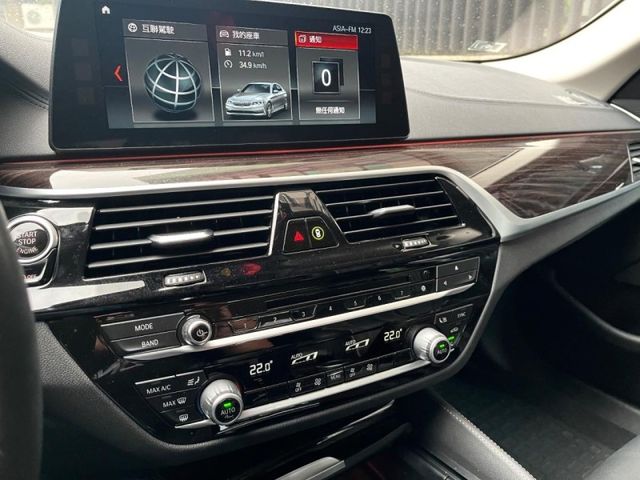 BMW/ 寶馬 520i Luxury  第2張相片