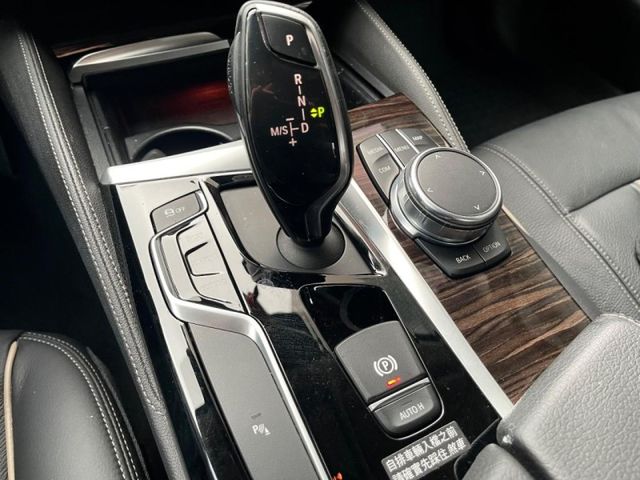 BMW/ 寶馬 520i Luxury  第3張相片