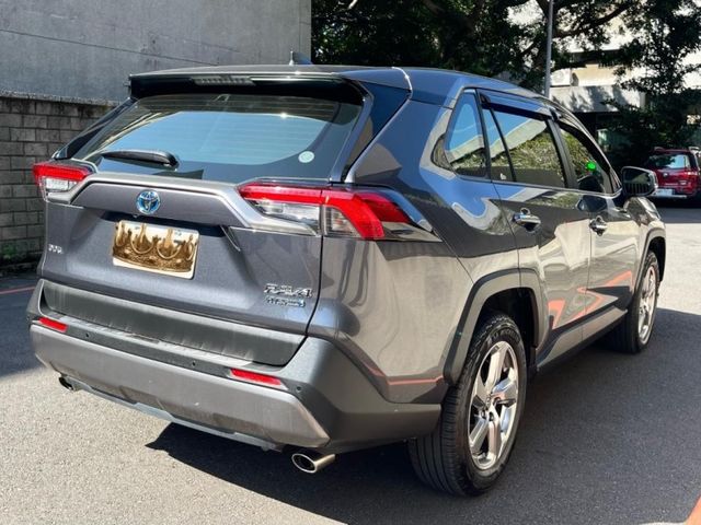 Toyota RAV4  第5張相片
