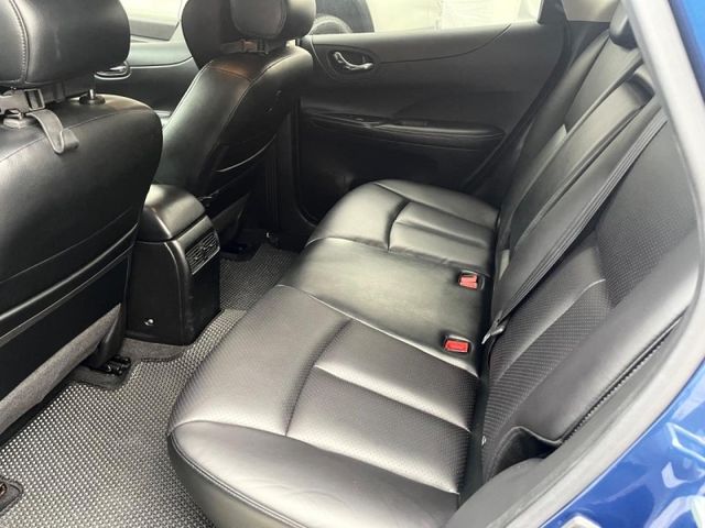 Nissan Tiida  第7張相片