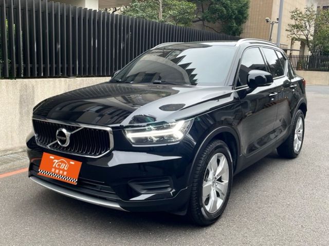 Volvo XC40  第1張相片