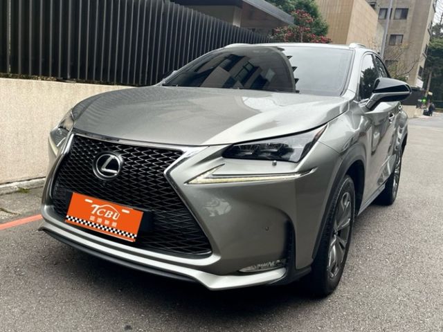 Lexus NX  第1張相片