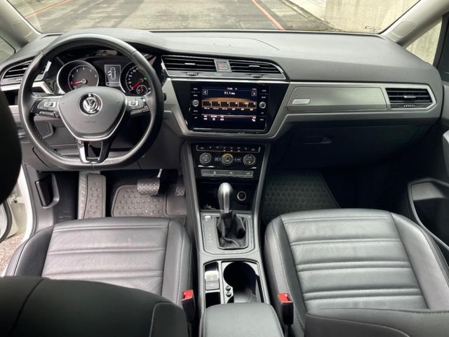 Volkswagen 福斯 Touran  第3張相片