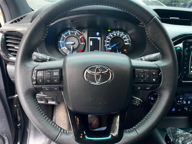 Toyota Hilux  第6張相片