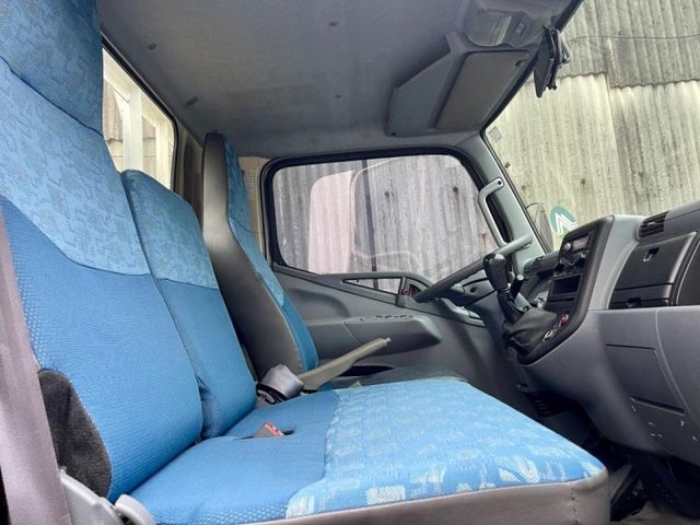 Mitsubishi Canter  第9張相片