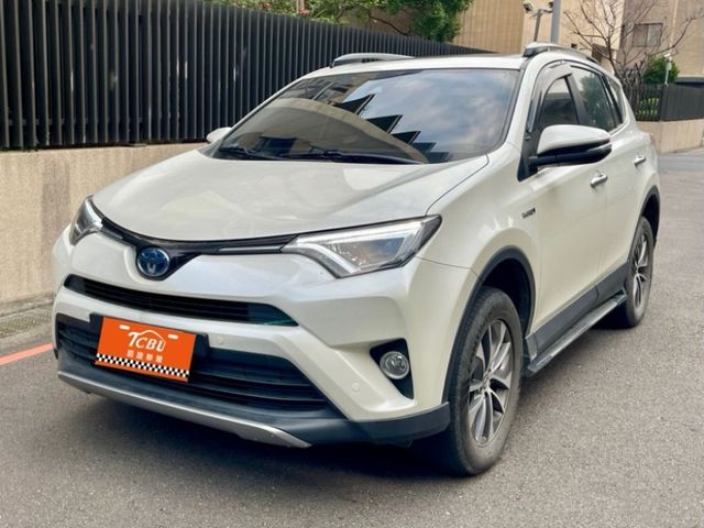 Toyota RAV4  第1張相片